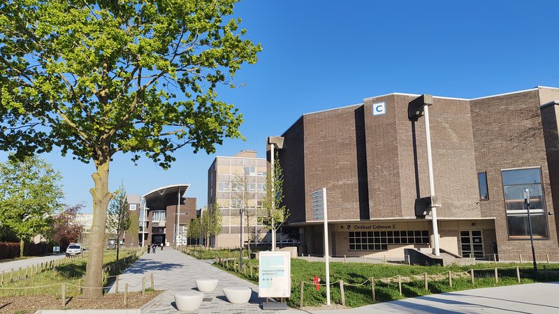 HOGENT Campus Schoonmeersen, building C, seen from the campus path
